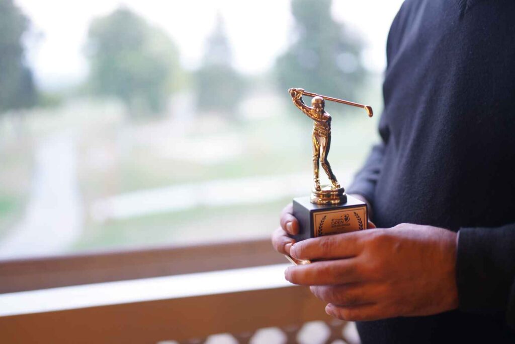 Tangentia|P1C06548-small