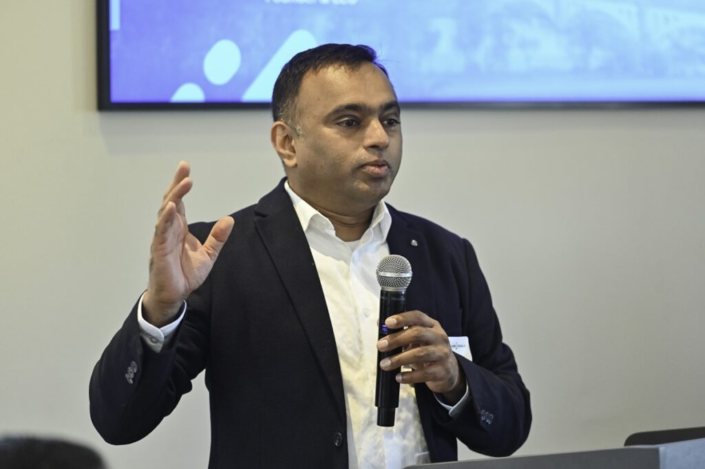 Tangentia | nisargmediapro-306